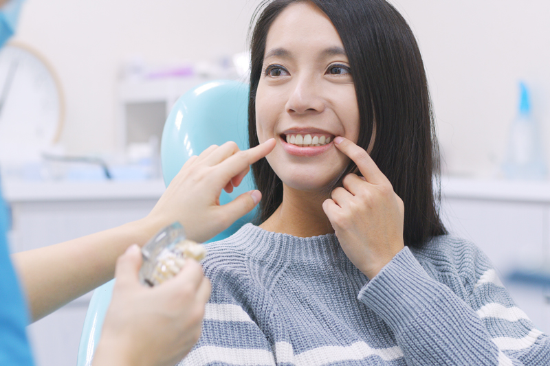 Zahntechnik im Haus und aus einer Hand – Zahnarzt Dr. K-H Königshofer -Mund-, Kiefer- und Gesichtschirurgie